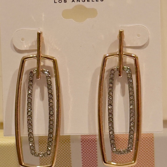 Stunning Gold Geometric Dangle Earrings by Shelli Segal - Picture 4 of 9